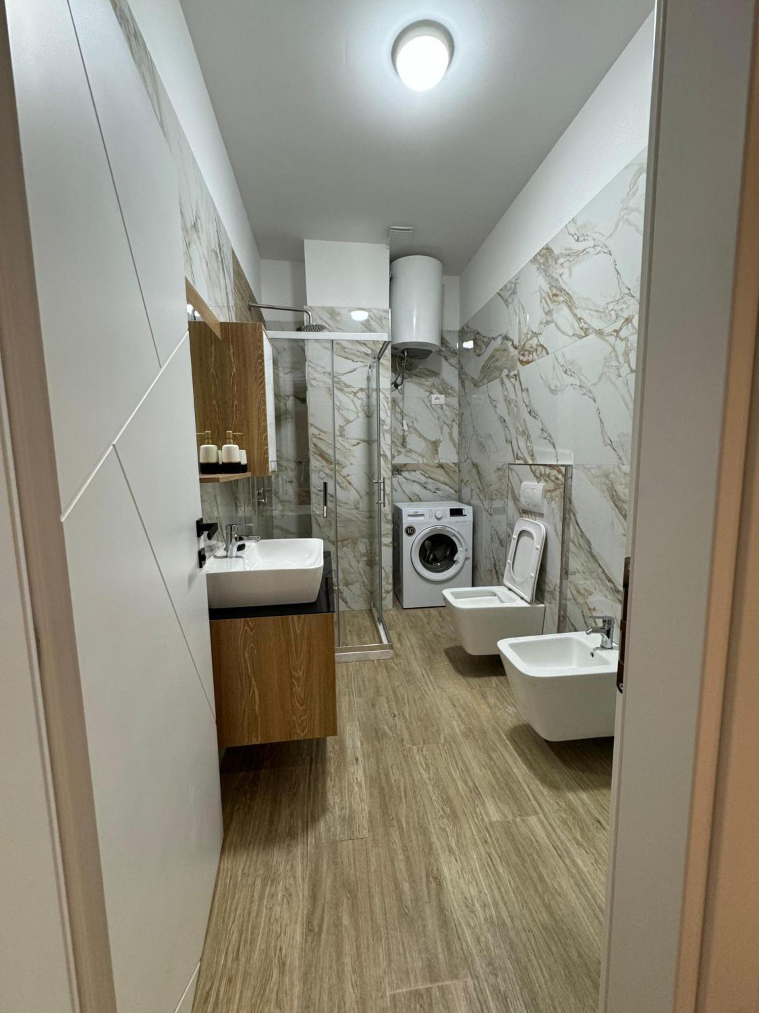 Isla'S Luxurious Seaside Apartments Durrës 외부 사진