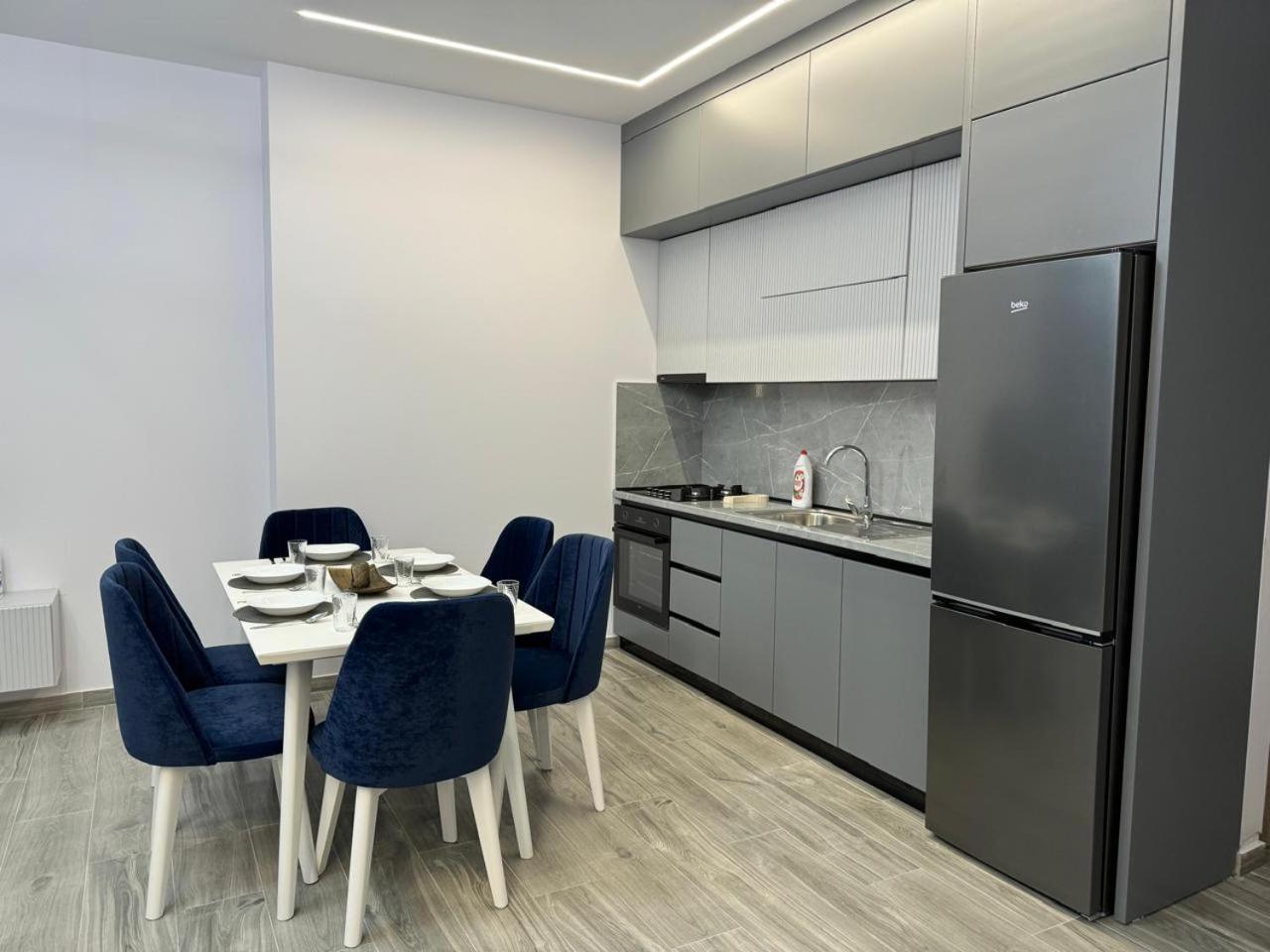 Isla'S Luxurious Seaside Apartments Durrës 외부 사진
