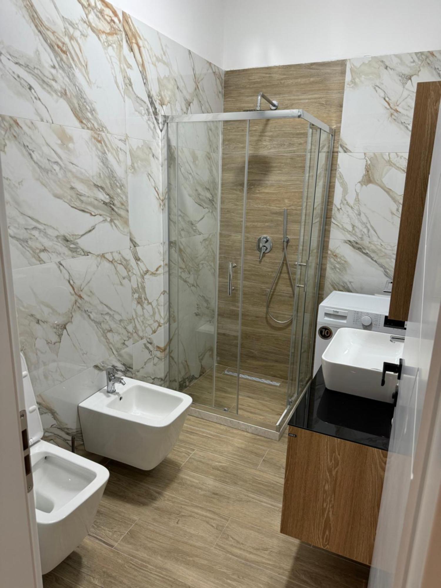 Isla'S Luxurious Seaside Apartments Durrës 외부 사진