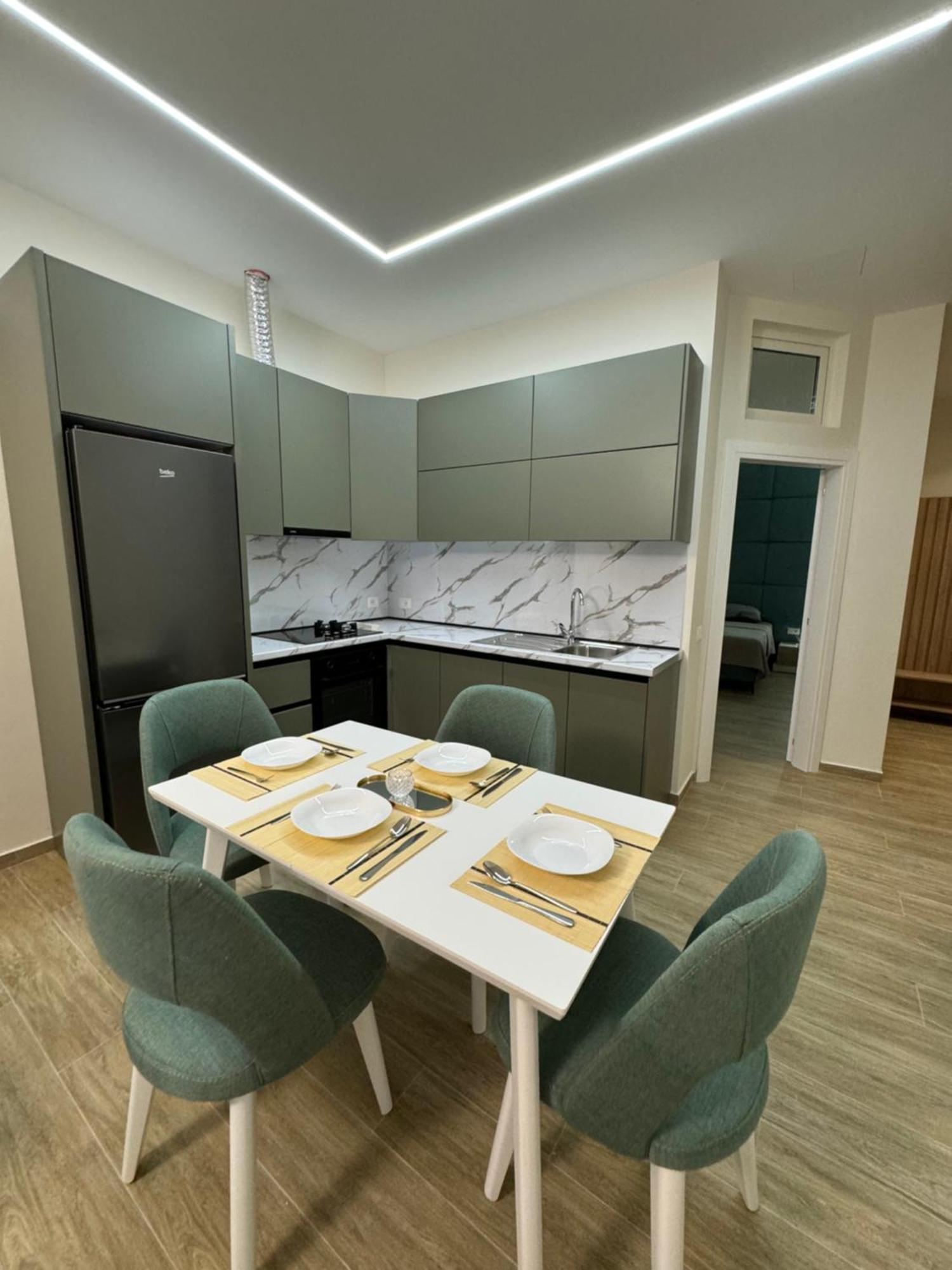 Isla'S Luxurious Seaside Apartments Durrës 외부 사진